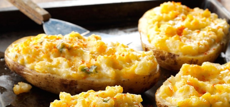 Cheese baked potato