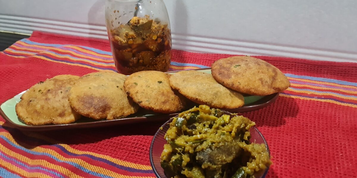 Masala Aloo Puri Recipe