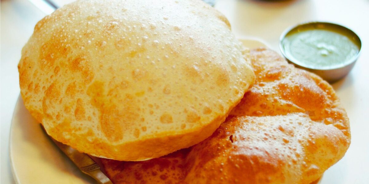 How To Make Crispy & Soft Poori
